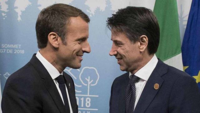 Conte e Macron durante un incontro.