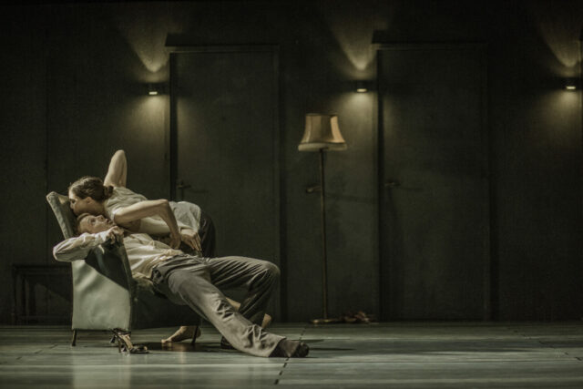 A Cremona Peeping Tom anima le scene del Teatro Ponchielli